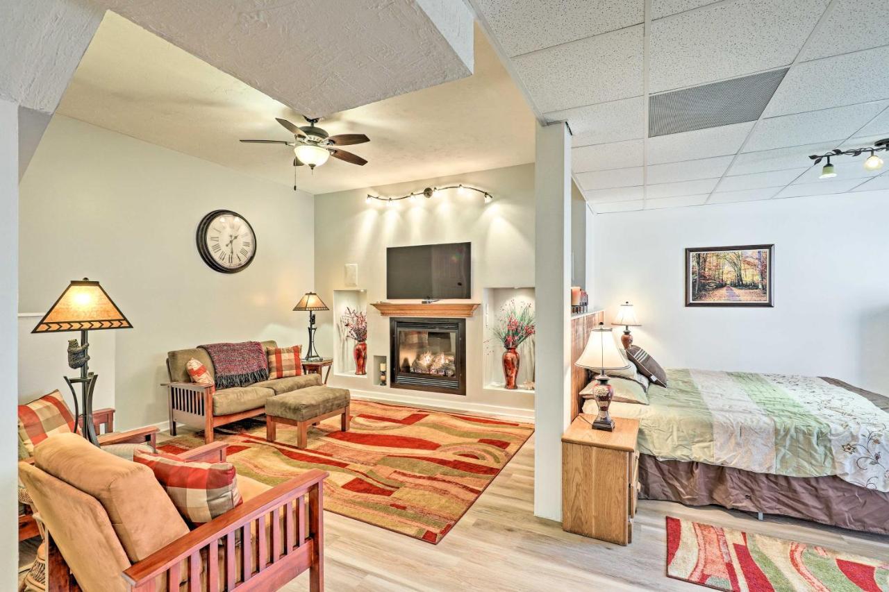 Asheville Mountain Getaway With Patio And Koi Pond! מראה חיצוני תמונה