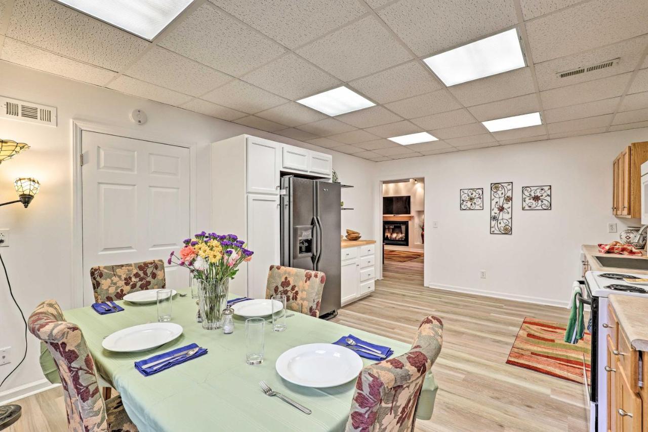 Asheville Mountain Getaway With Patio And Koi Pond! מראה חיצוני תמונה